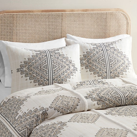 Ibiza 4 Piece Printed Comforter Set with Throw Pillow