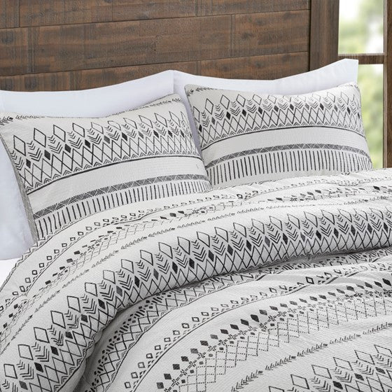 Fraser 5 Piece Printed Seersucker Comforter Set with Throw Pillows